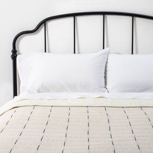 100% Cotton Quilt - Broken Stripe - Hearth & Hand with Magnolia